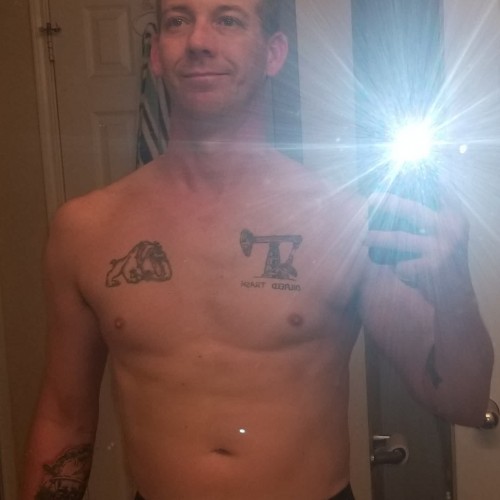 DFW swinger hotwife & cuckold profile – Rhaines34 on Rocktie