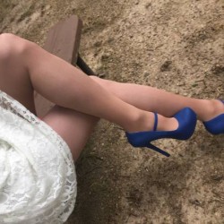 Silkyleggs: Swingers Hotwife Cuckold