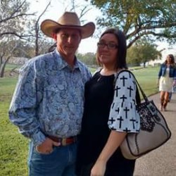 Victoria swinger hotwife & cuckold profile – jcsmith3527 on Rocktie