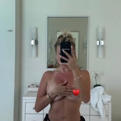 SecretSeraph: Swingers Hotwife Cuckold