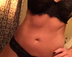 - LindahenryLB Photo