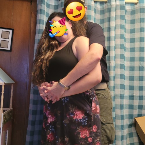 Lewiston swinger hotwife & cuckold profile – smith_couple_xxx on Rocktie