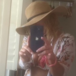 Rome swinger hotwife & cuckold profile – Friskycouplenwga on Rocktie