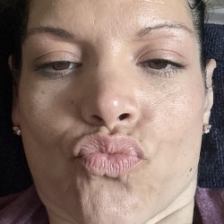 South Jersey swinger hotwife & cuckold profile – michaelcarp1 on Rocktie