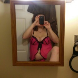 Worcester swinger hotwife & cuckold profile – feelgood2 on Rocktie