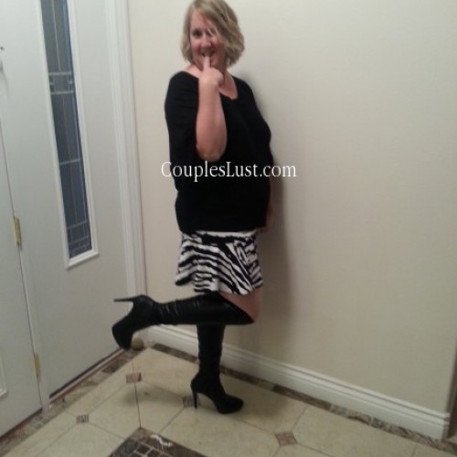 Robotrader: Swingers Hotwife Cuckold