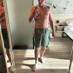 TheHungBarber75: Swingers Hotwife Cuckold