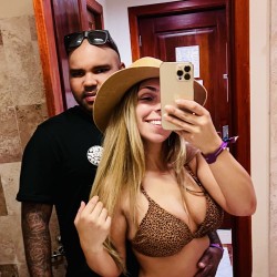 Swinger Hotwife Cuckold Omaha, Nebraska