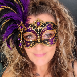 Charol: Swingers Hotwife Cuckold