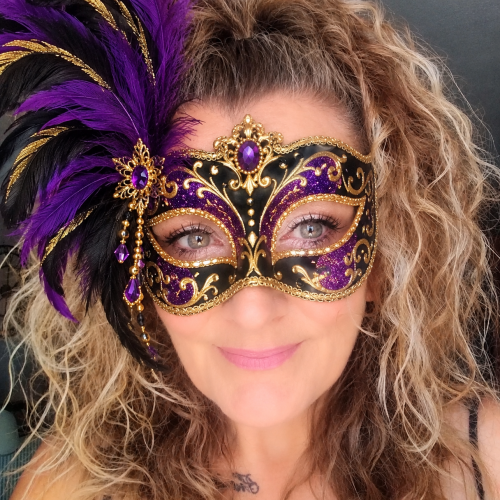 Charol: Swingers Hotwife Cuckold