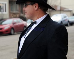  - BBW_Couple702 Photo