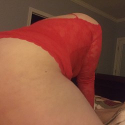 Hammond swinger hotwife & cuckold profile – suthrnbelle79 on Rocktie