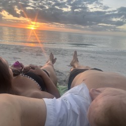 Palm Beach Co. swinger hotwife & cuckold profile – bandj00 on Rocktie