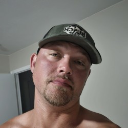 Bren: Swingers Hotwife Cuckold