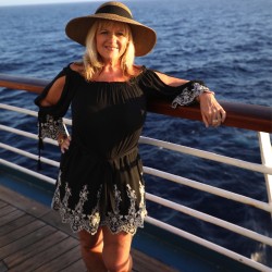 Swinger Hotwife Cuckold Kansas City, Missouri