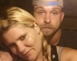  - bifemcouple918 Photo
