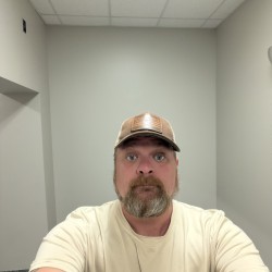 Jacksonville swinger hotwife & cuckold profile – Country3423 on Rocktie