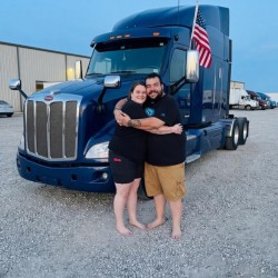 Hammond-Gary swinger hotwife & cuckold profile – Naughtyyycouple2 on Rocktie