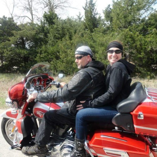 Kansas City swinger hotwife & cuckold profile – Ghostrider on Rocktie