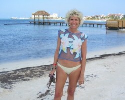  - nudetanrelaxed Photo