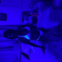 San Diego swinger hotwife & cuckold profile – Mccools on Rocktie