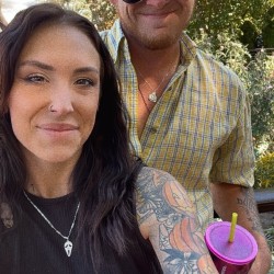 Columbia-Jeff City swinger hotwife & cuckold profile – Msaddymommj27 on Rocktie