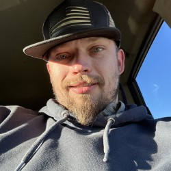 Luckchuck28: Swingers Hotwife Cuckold