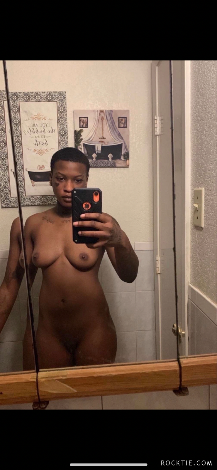 MSG me or something I’m horny