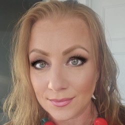 Wichita swinger hotwife & cuckold profile – Jennjenn069 on Rocktie