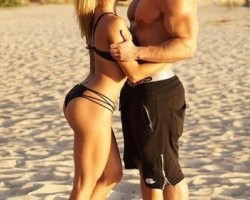  - FitndHornyouple Photo