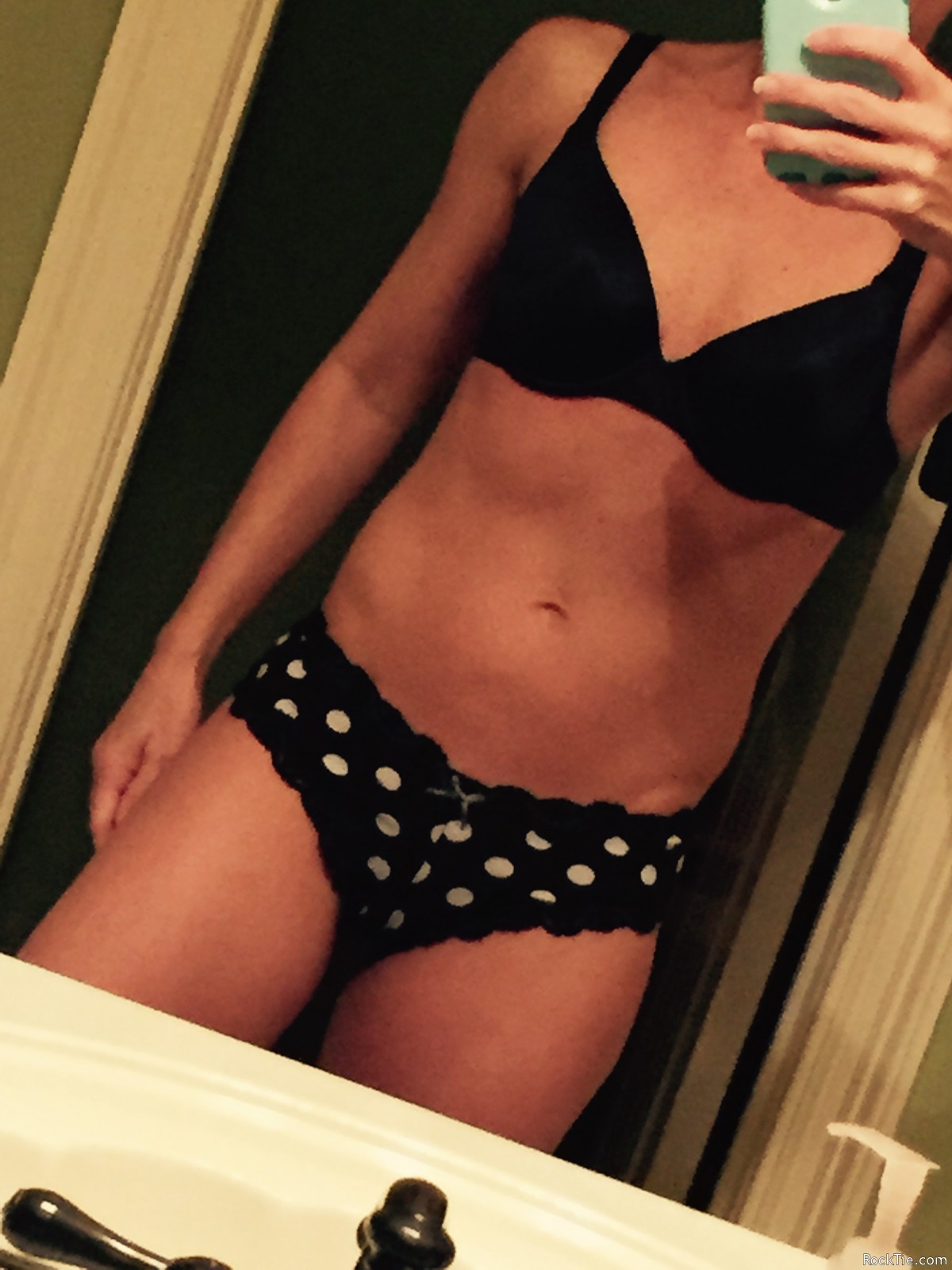 Swingers Hotwife Cuckold Mobile - Hottnlooking