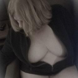 Naperville swinger hotwife & cuckold profile – SamandMary on Rocktie