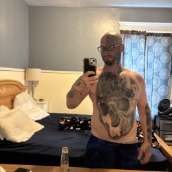 Face: Swingers Hotwife Cuckold