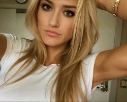Swinger Hotwife Cuckold User