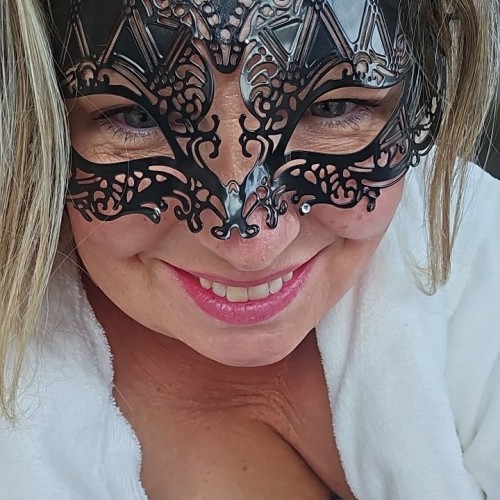 KendraJames: Swingers Hotwife Cuckold