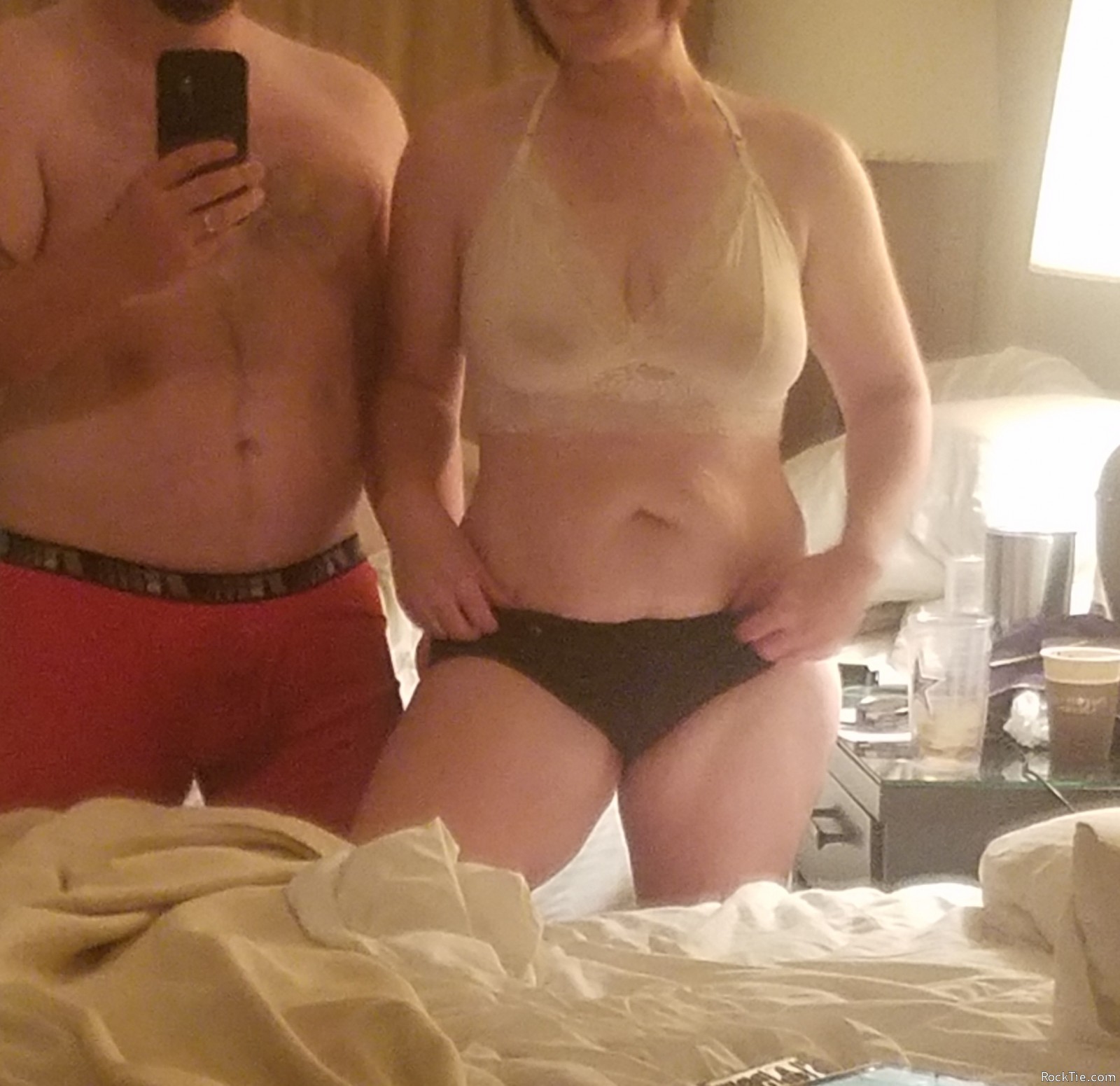 Swingers Hotwife Cuckold DFW - Durtynflurt