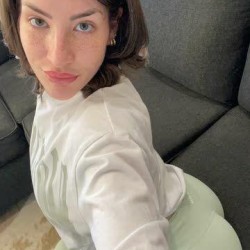 Naomiwhite: Swingers Hotwife Cuckold