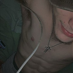 Cincinnati swinger hotwife & cuckold profile – Anthonymrris95 on Rocktie