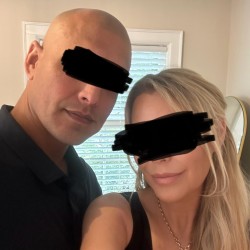 Newtothiscouple: Swingers Hotwife Cuckold