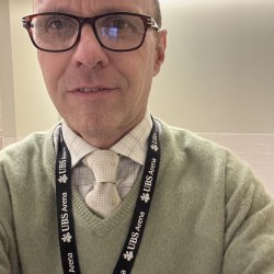 NYC swinger hotwife & cuckold profile – TommyNYC on Rocktie