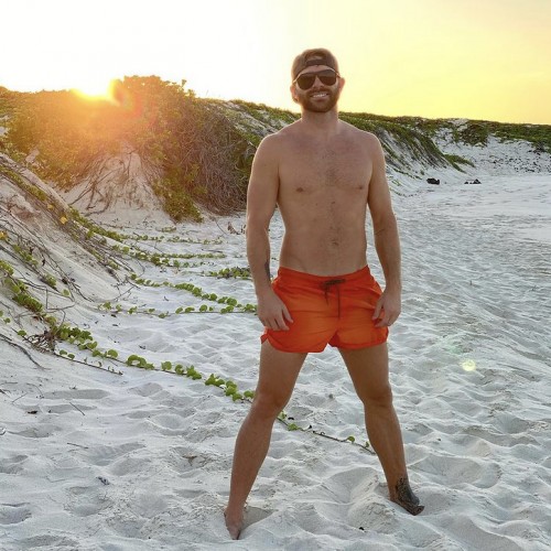 Greenville swinger hotwife & cuckold profile – William12 on Rocktie