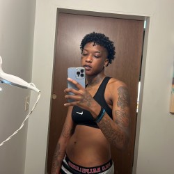 Tyler-Longview-Texark swinger hotwife & cuckold profile – Russiancream on Rocktie