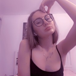 Los Angeles swinger hotwife & cuckold profile – Anna323 on Rocktie