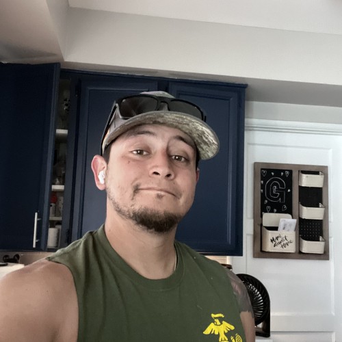 Latinguy07: Swingers Hotwife Cuckold