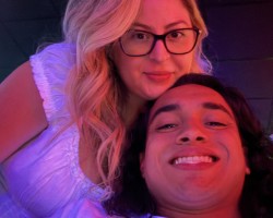 Looking for Bi couples and single women to play with.