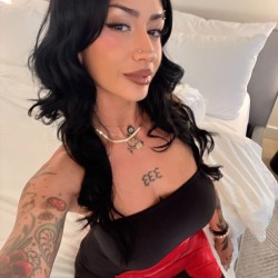 Amanada: Swingers Hotwife Cuckold
