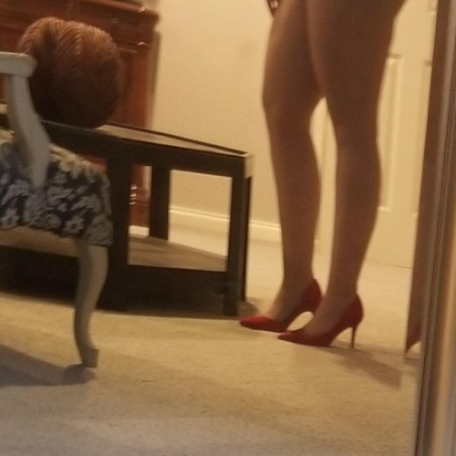 Esq.exec: Swingers Hotwife Cuckold