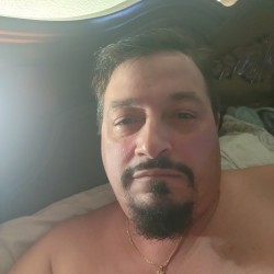 Orlando swinger hotwife & cuckold profile – Suckurpuss71 on Rocktie