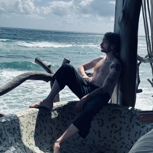 Aioncentury: Swingers Hotwife Cuckold