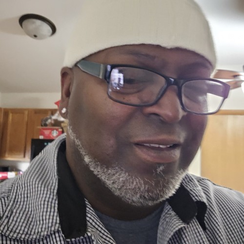 Milwaukee swinger hotwife & cuckold profile – Saiven23 on Rocktie